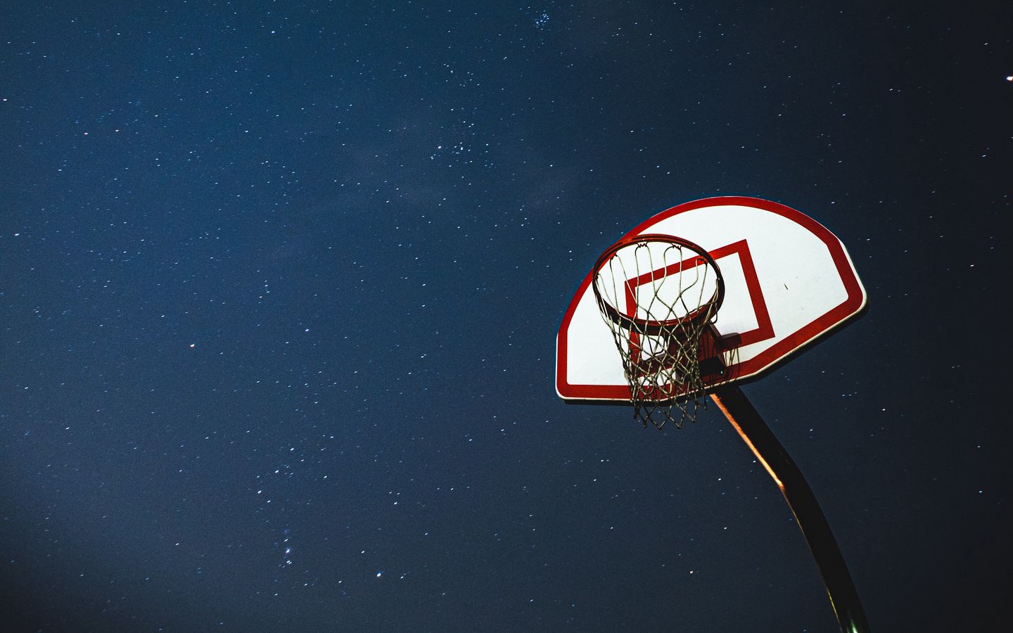 Wallpaper Basketball ball, backboard, hoop and court - PIXERS.US