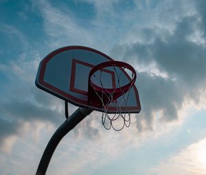 Preview wallpaper basketball hoop, basketball, basketball net, sky