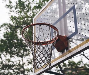 Preview wallpaper basketball hoop, shield, court