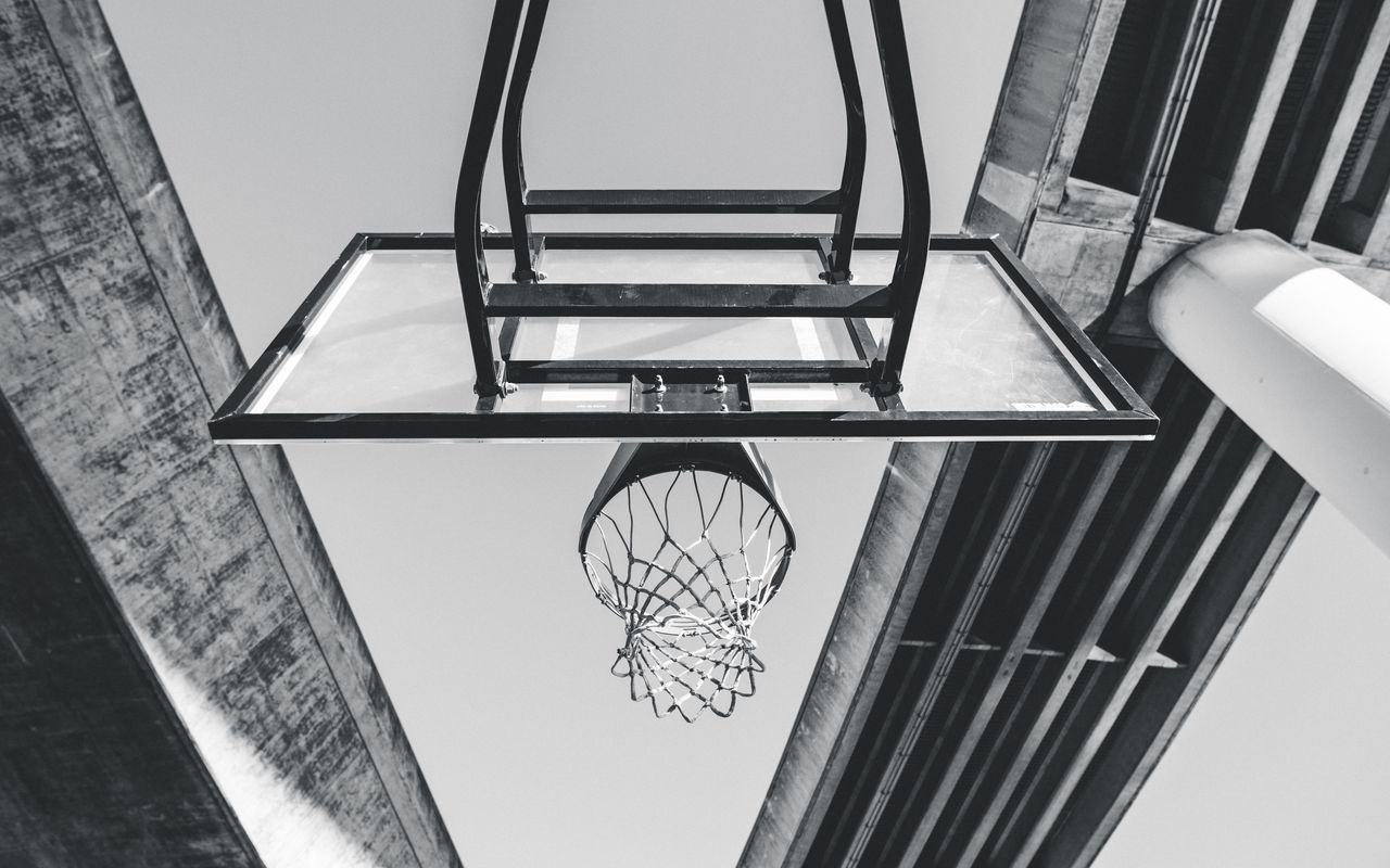 1280x800 Wallpaper basketball, ring, mesh, bw