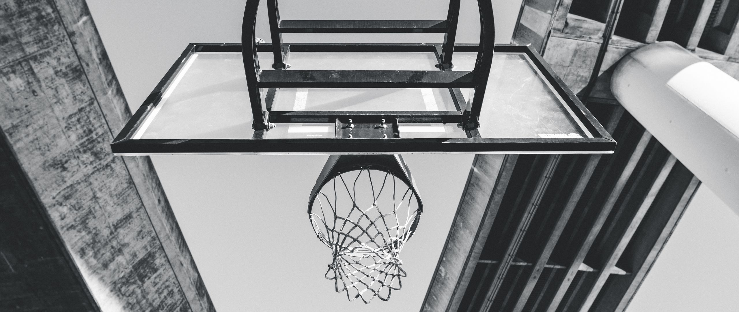 2560x1080 Wallpaper basketball, ring, mesh, bw