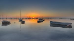 Preview wallpaper bay, boats, sunset, sea, dusk, quiet