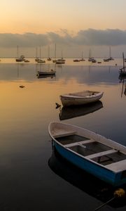 Preview wallpaper bay, boats, sunset, lake, water