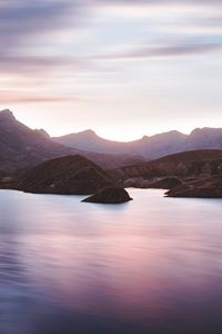 Preview wallpaper bay, island, mountains, coast, iran