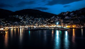 Preview wallpaper bay, pier, island, city, night