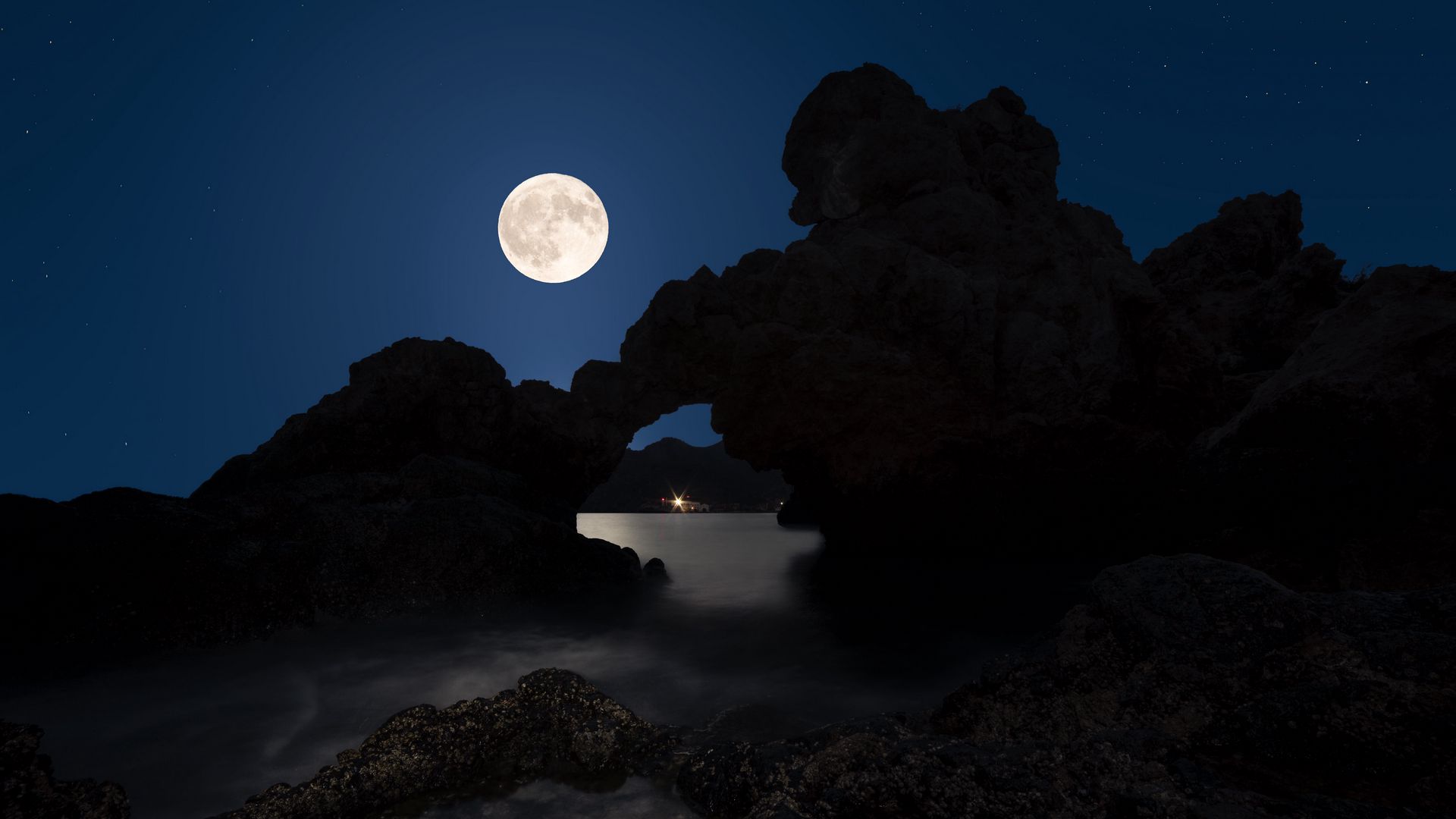 Download wallpaper 1920x1080 bay, rock, moon, night, sea, dark full hd