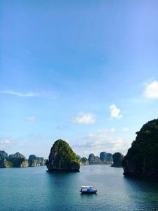 Preview wallpaper bay, sea, boat, cruise, halong, vietnam