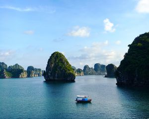 Preview wallpaper bay, sea, boat, cruise, halong, vietnam