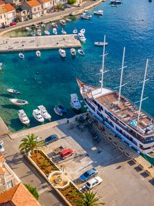 Preview wallpaper bay, ship, houses, sea, aerial view