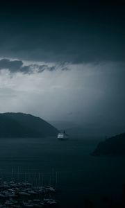 Preview wallpaper bay, ships, fog, sea, port, dark