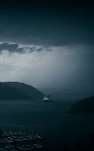 Preview wallpaper bay, ships, fog, sea, port, dark