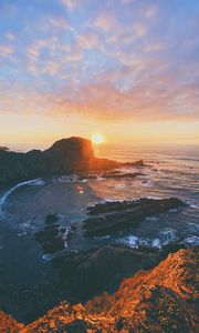 Preview wallpaper bay, sunset, rocks, sun