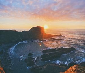 Preview wallpaper bay, sunset, rocks, sun