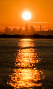 Preview wallpaper bay, sunset, skyline, city, ohio, usa