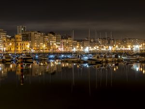 Preview wallpaper bay, yachts, city, sea, reflection, night, dark