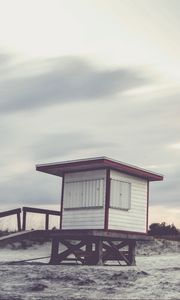 Preview wallpaper beach, building, sand