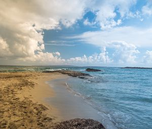 Preview wallpaper beach, horizon, coast, sand