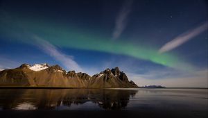 Preview wallpaper beach, mountains, northern lights, basics, night