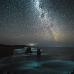 Preview wallpaper beach, night, starry sky, milky way, sea