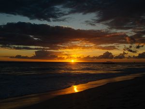 Preview wallpaper beach, ocean, waves, sunset, dark