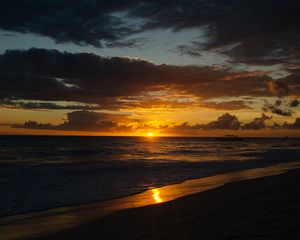 Preview wallpaper beach, ocean, waves, sunset, dark