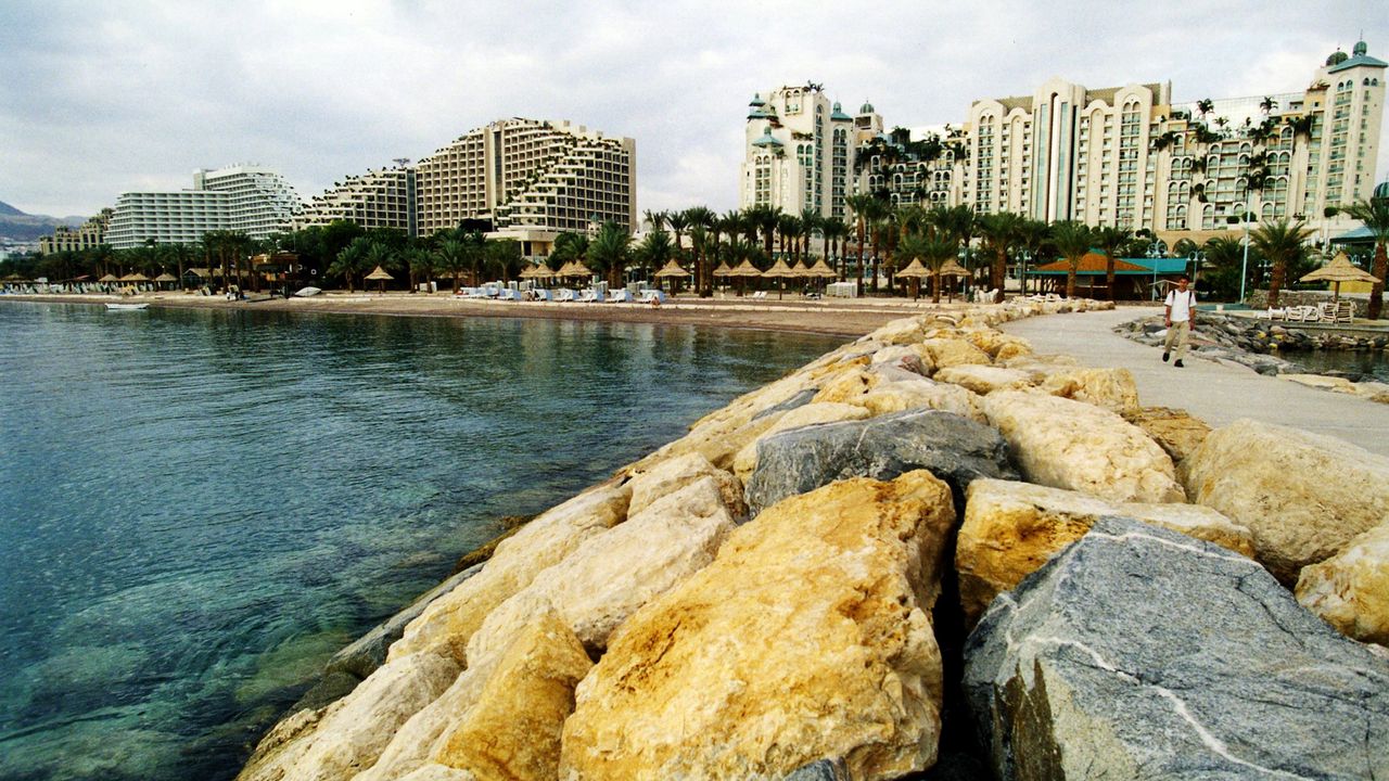 Wallpaper beach, rocks, water, homes, resort