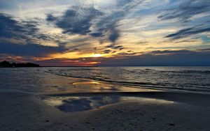 Preview wallpaper beach, sea, horizon, clouds, sunset, dark