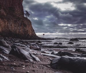 Preview wallpaper beach, sea, rocks, stones, shore