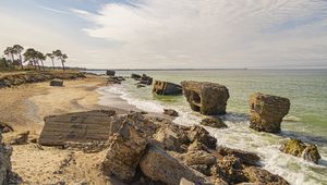 Preview wallpaper beach, sea, ruins, trees, landscape