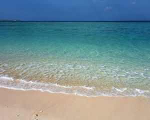 Preview wallpaper beach, sea, sea foam, horizon, nature