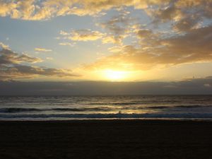 Preview wallpaper beach, sea, sun, twilight, landscape, dark