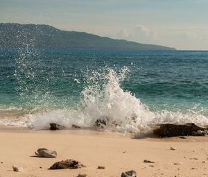 Preview wallpaper beach, sea, water, spray, landscape