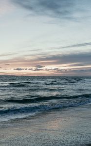 Preview wallpaper beach, sea, waves, horizon, dusk