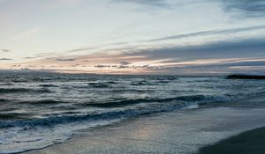 Preview wallpaper beach, sea, waves, horizon, dusk