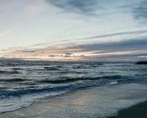 Preview wallpaper beach, sea, waves, horizon, dusk