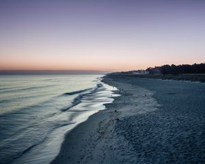 Preview wallpaper beach, sea, waves, twilight, landscape