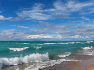 Preview wallpaper beach, sea, waves, landscape