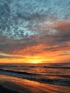 Preview wallpaper beach, sea, waves, sunset, nature, landscape