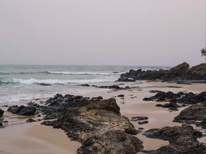 Preview wallpaper beach, seagulls, birds, rocks, waves