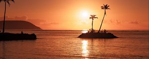 Preview wallpaper beach, sunset, island, sea, palm trees