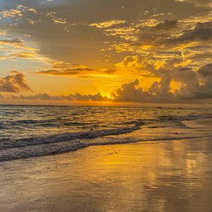 Preview wallpaper beach, sunset, waves, sea