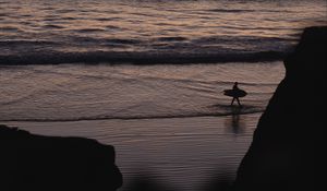Preview wallpaper beach, surfer, silhouette, dark, dusk