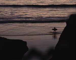 Preview wallpaper beach, surfer, silhouette, dark, dusk