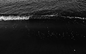 Preview wallpaper beach, waves, bw, sea, dark