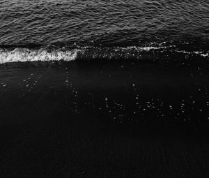 Preview wallpaper beach, waves, bw, sea, dark