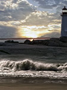 Preview wallpaper beacon, sea, waves, water, dirty