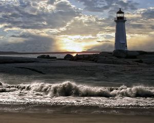 Preview wallpaper beacon, sea, waves, water, dirty