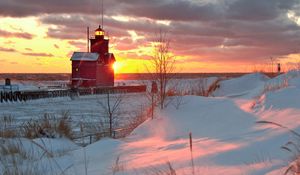 Preview wallpaper beacon, structure, sea, coast, sun, morning