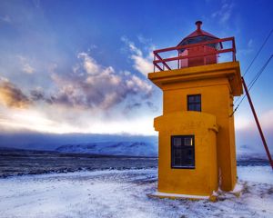 Preview wallpaper beacon, yellow, wires, winter, cold