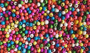 Preview wallpaper beads, colorful, varicoloured